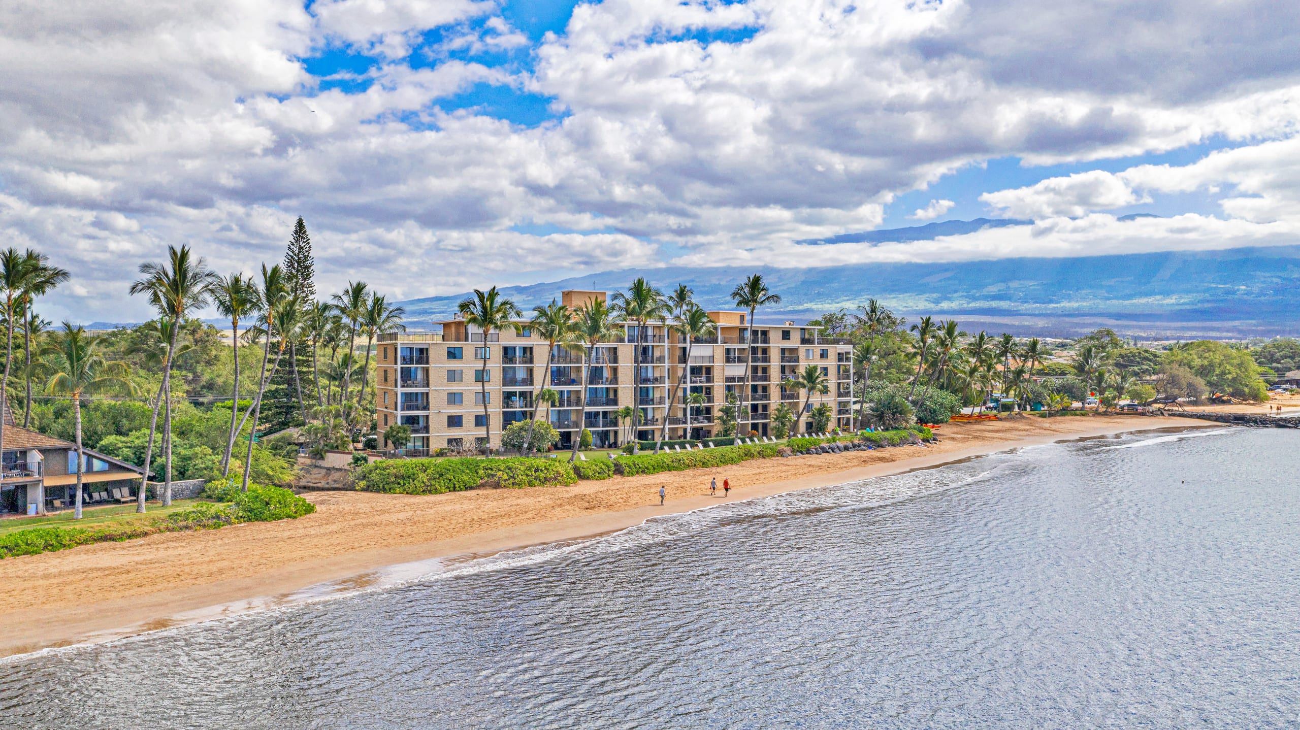 Sun & Stunning Oceanfront Sunsets–Kihei Beach #505 - Image 36