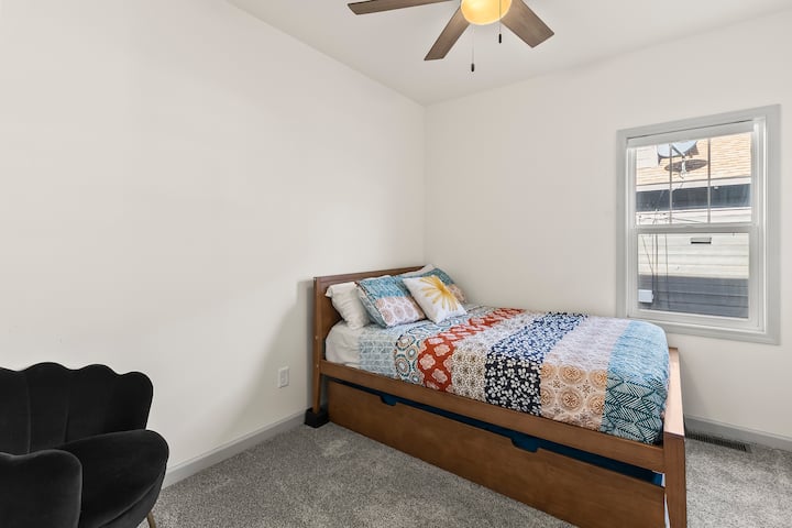 غرفة النوم 2