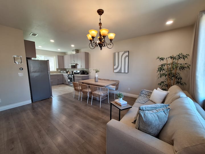 Jane's Home (Te) | Cozy 3b1b Home W Hvac + Parking - Fremont, CA
