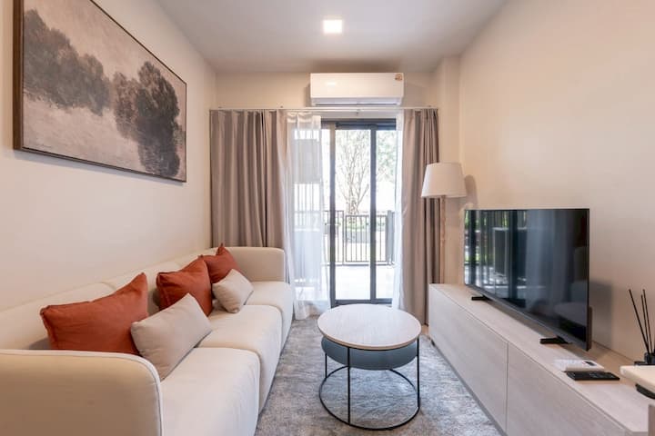 Apartment Near Iconsiam | 2br W/garden-access - Bangkok