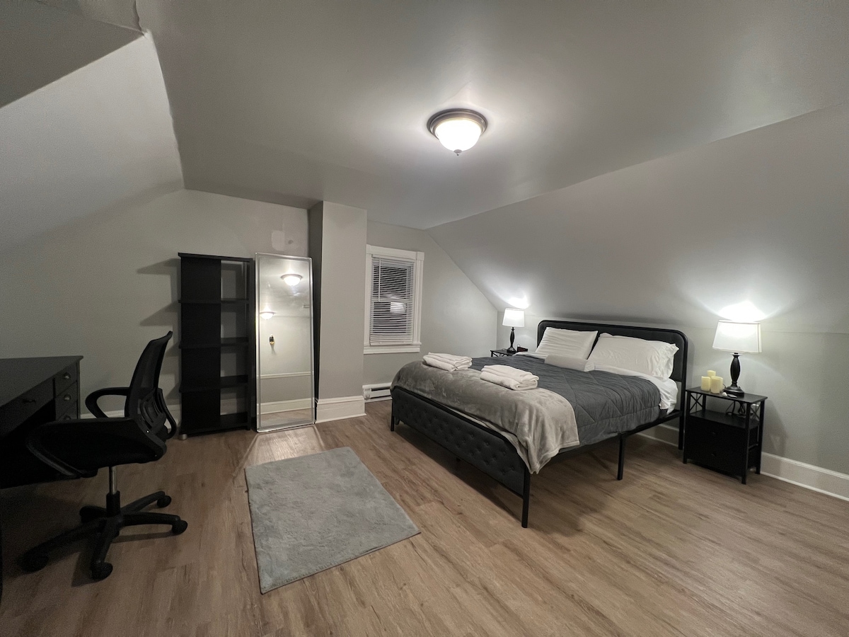 Loft — property photo from the Airbnb listing