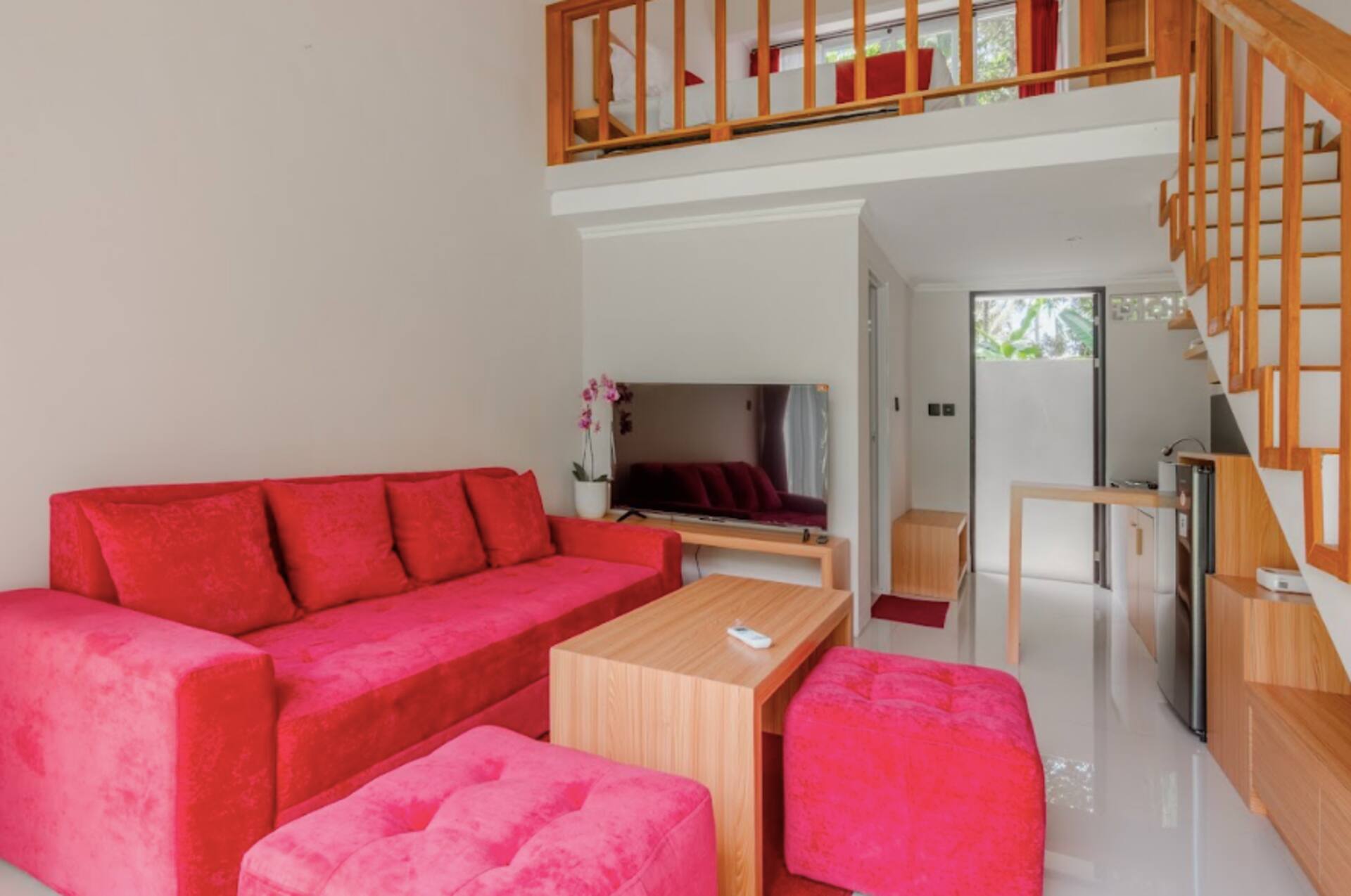 Cozy Infinity Mezzanine Room in Payangan 2