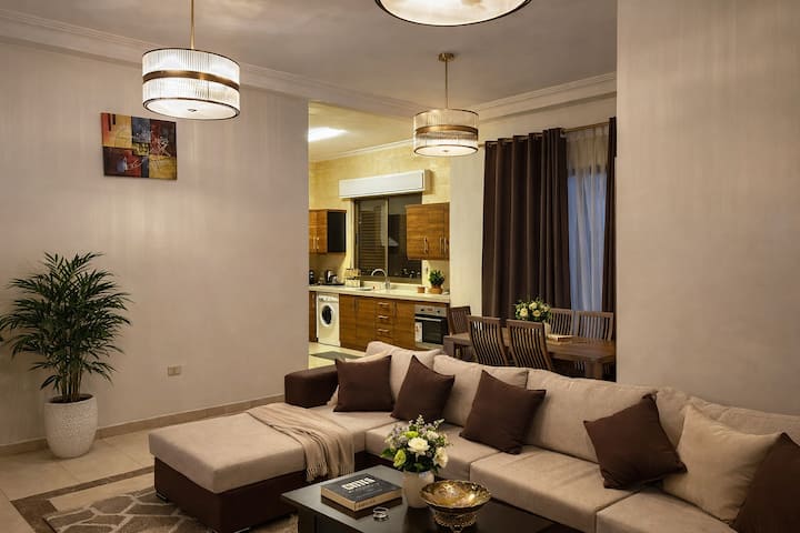 2 Br Apt At Most Prestigious Area In Amman - Amman