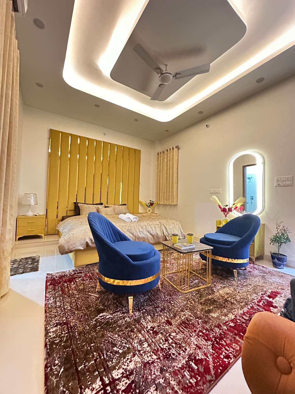 The Yellow House — Luxury 3bhk Villa in Gomti Nagar — gallery 2