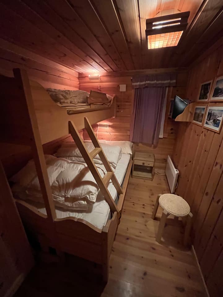 საძინებელი 2