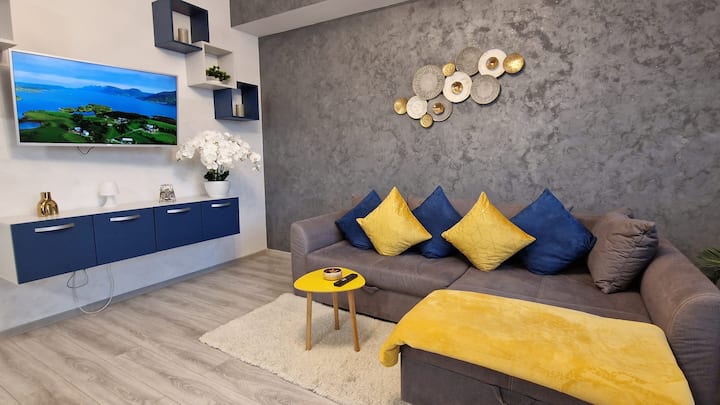 Downtown Chic Apartment Near Palas Mall Iasi - Iași