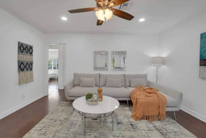 Spacious Retreat 3b 2ba W/ 2 Kitchens & Patio - Rowland Heights, CA