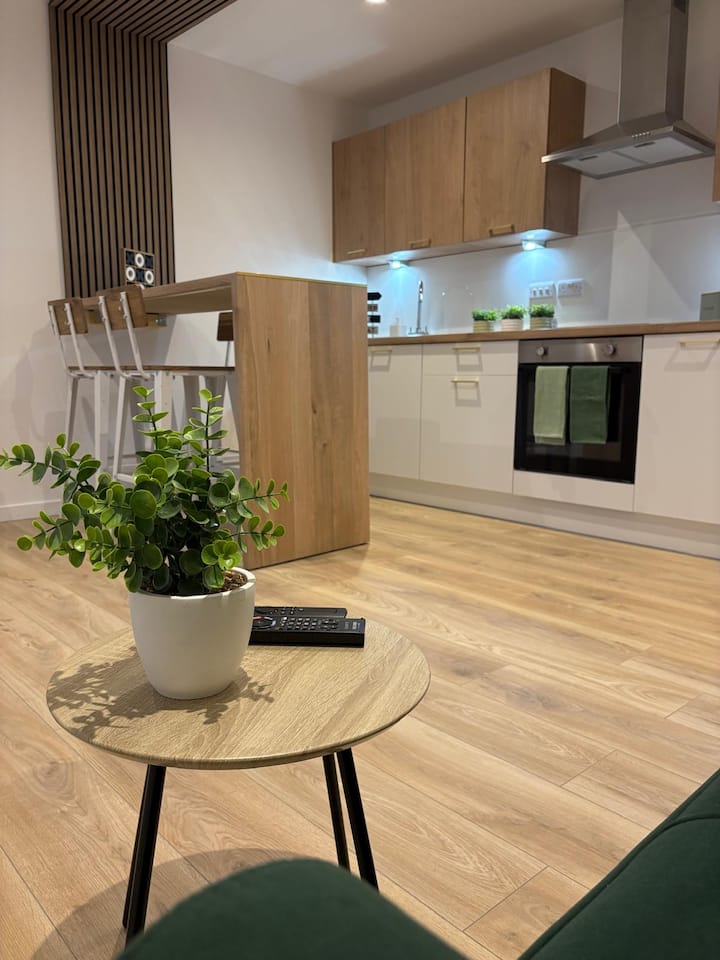 7 Min From Airport | Free Parking | 2bed Edinburgh - South Queensferry