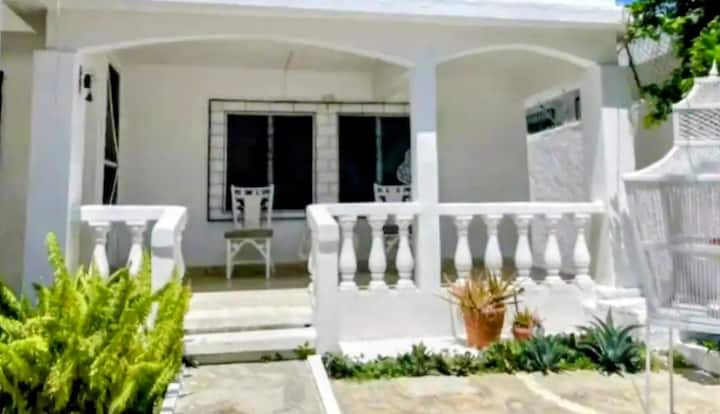 Casa De 2 Recamaras Cerca Del Ado Y Mercado 28 #1 - Cancún