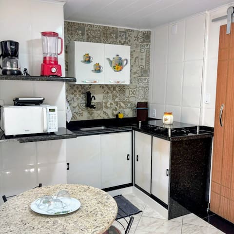 Airbnb em destaque: Private Studio Apartment in Piúma 2 Min from the Beach em Piúma