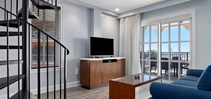 3bd/3ba Loft At Emerald Grande - Destin, FL