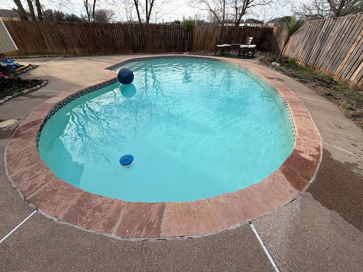 Beautiful Relax-work-play House With Office & Pool - Mansfield, TX