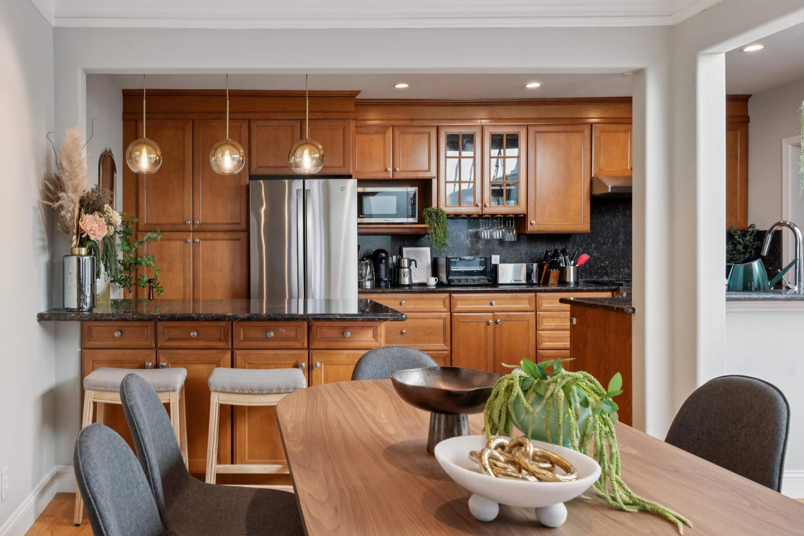 Home in San Francisco · ★4.96 · 3 bedrooms · 4 beds · 1 bath - Image 22