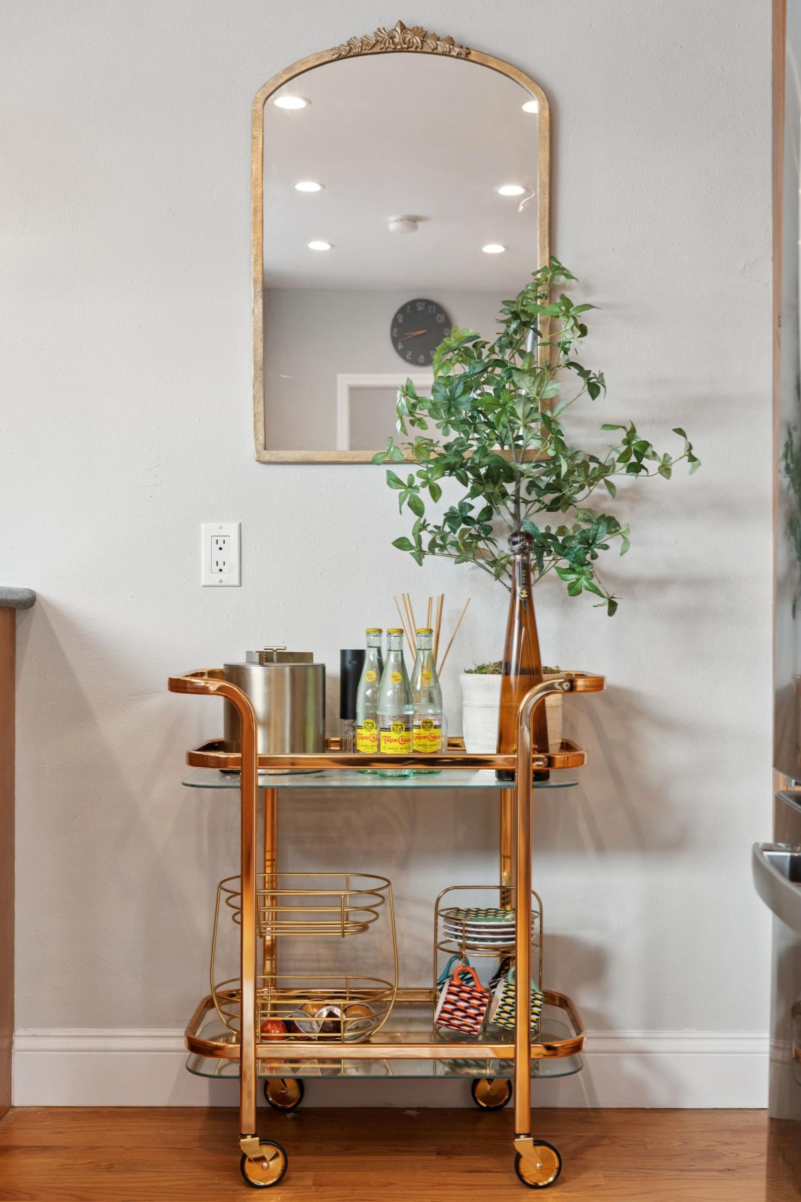 Home in San Francisco · ★4.96 · 3 bedrooms · 4 beds · 1 bath - Image 28