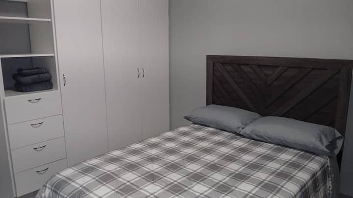 Depto. Amueblado En Privada, Excelente Ubicación. - Mexicali