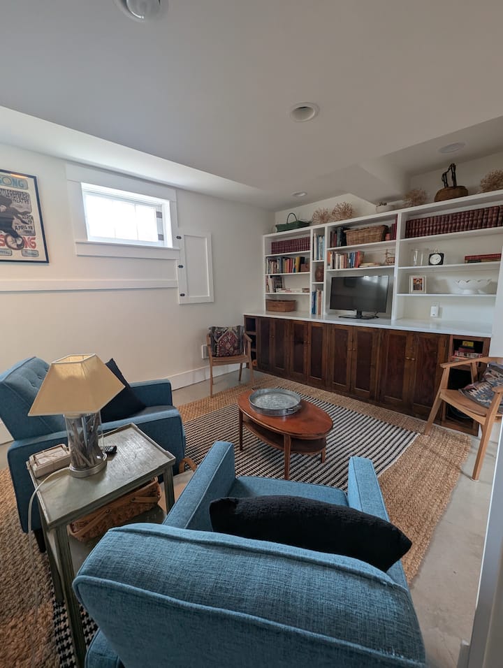 Bohemian Ballard Mil Apt. - Seattle