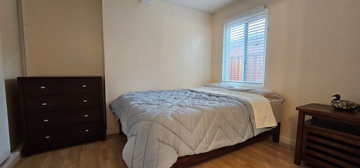 Private In-law Unit On A Quiet Residential Street - Sunnyvale, CA