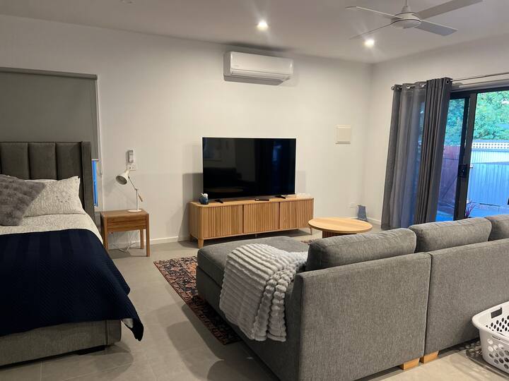 Guestwick By The Sea - Red Hill