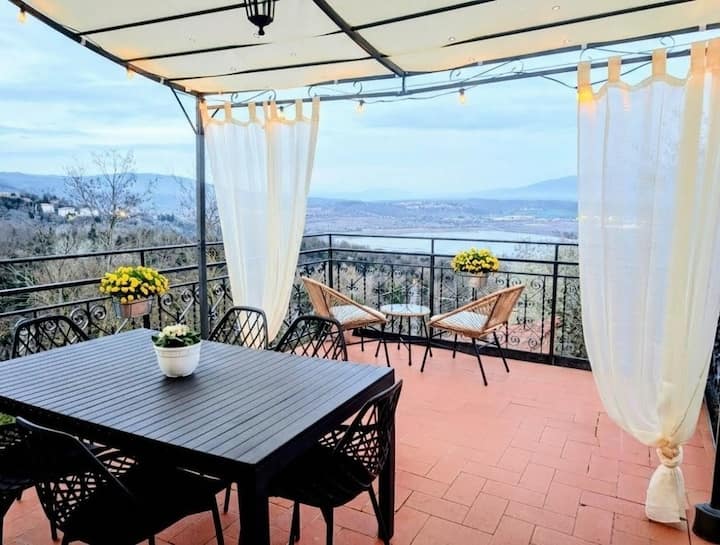 La Terrazza Sul Lago A Cavriglia - Monti del Chianti