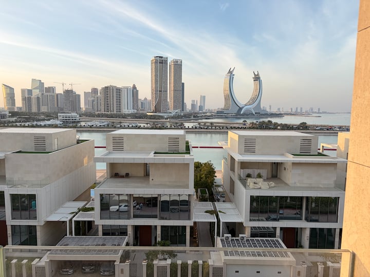 Gewan Sea View Two-bedroom + Maids Apartment - Doha