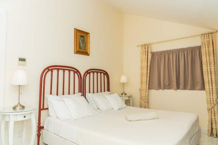 Palazzetto Florio Aparthotel Di Lusso Fronte Mare - Castellabate