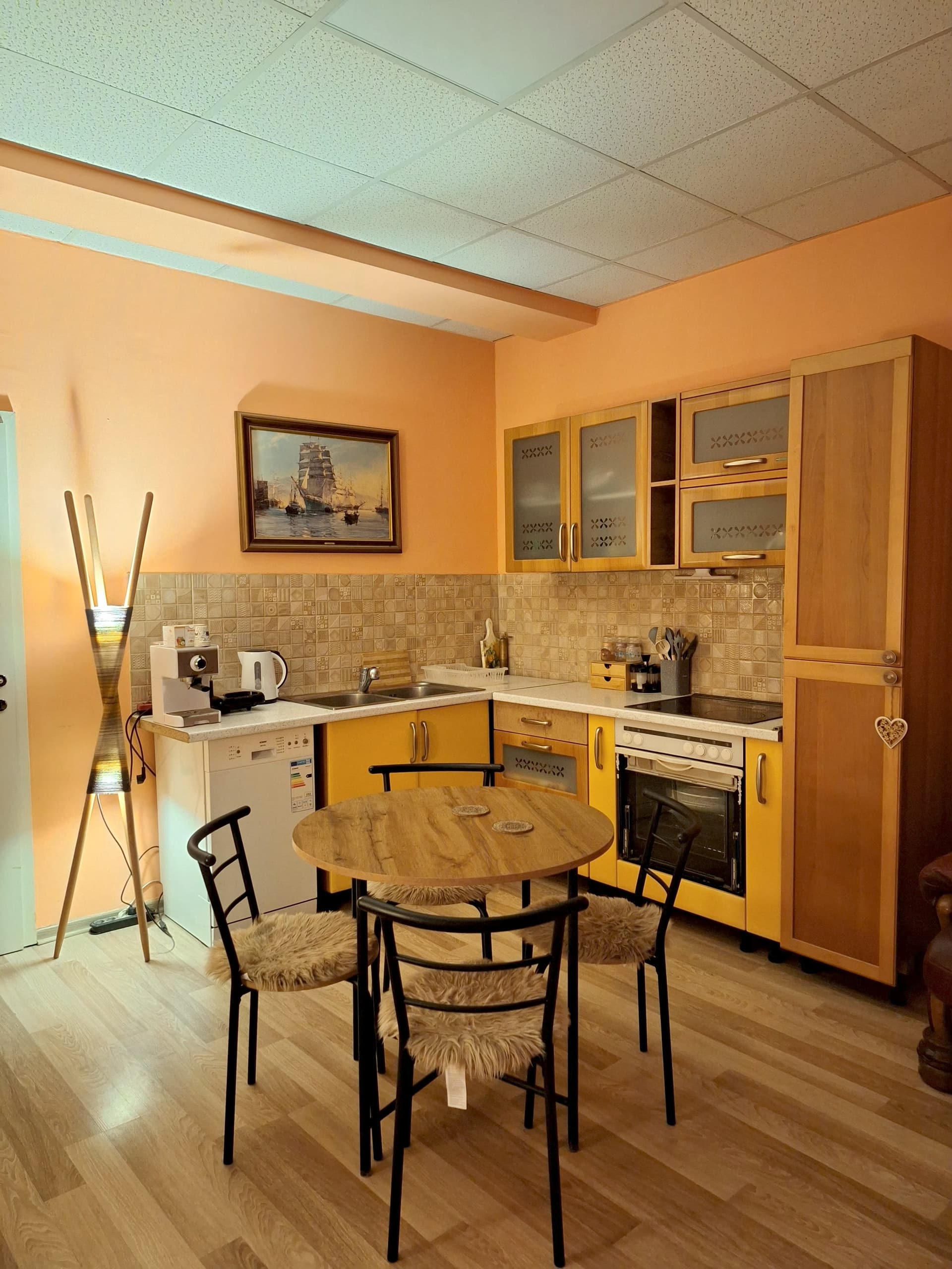 Cozy apartment Near City Center & City Park