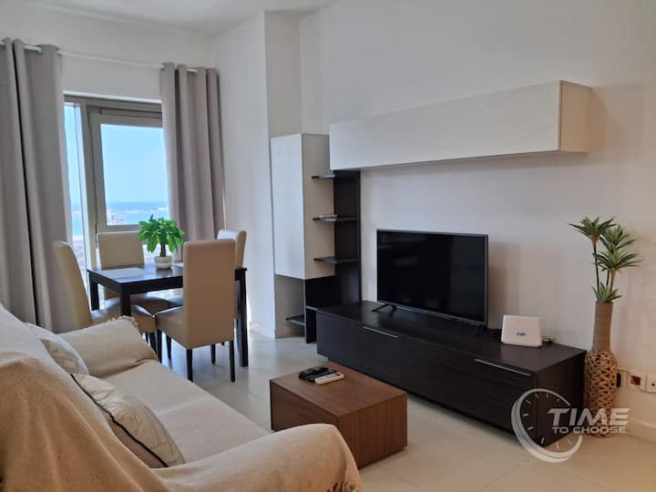 Apartamento T2 Mobilado Edifício Kings Tower - Angola