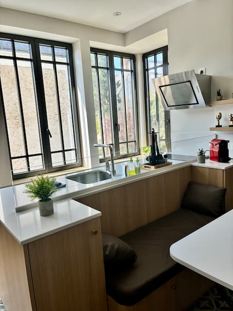 Popular Airbnb listing: Le Relais Atypique, right in the heart of the city in La Flèche
