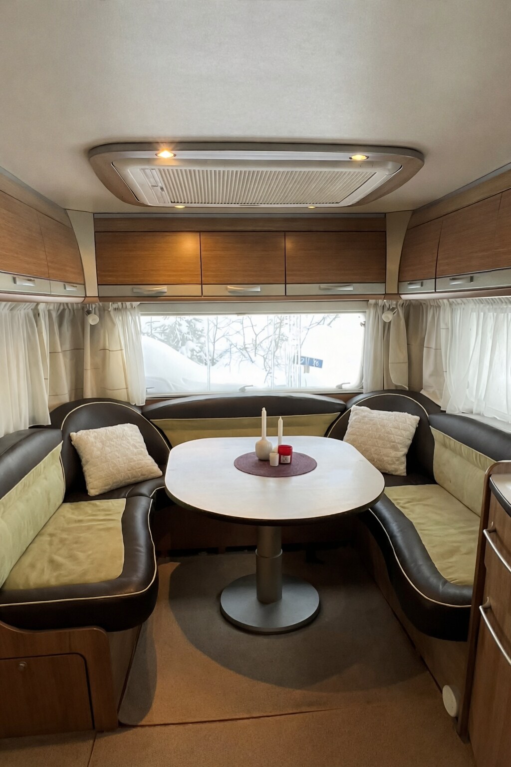 Caravan cabin Trysil Caravan site Ski In/Out - Cabins for Rent in ...
