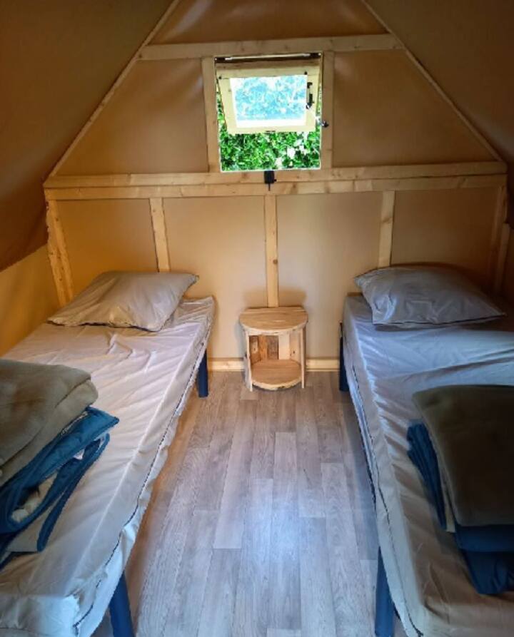 Lodge Toilé Bivouac - 1 Ch, 2 Pers. - Saint-Amand-Montrond