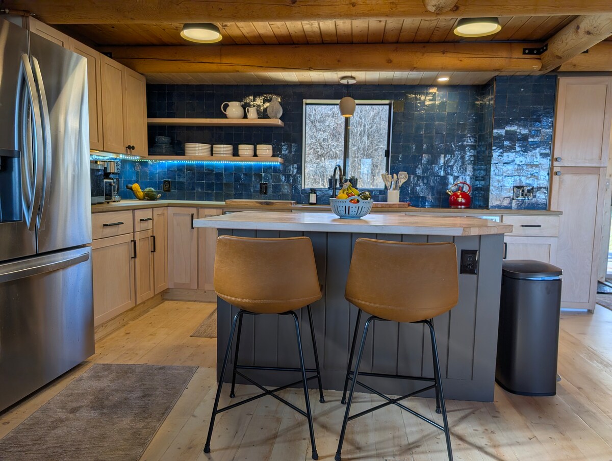 Beautiful Mtn Cabin