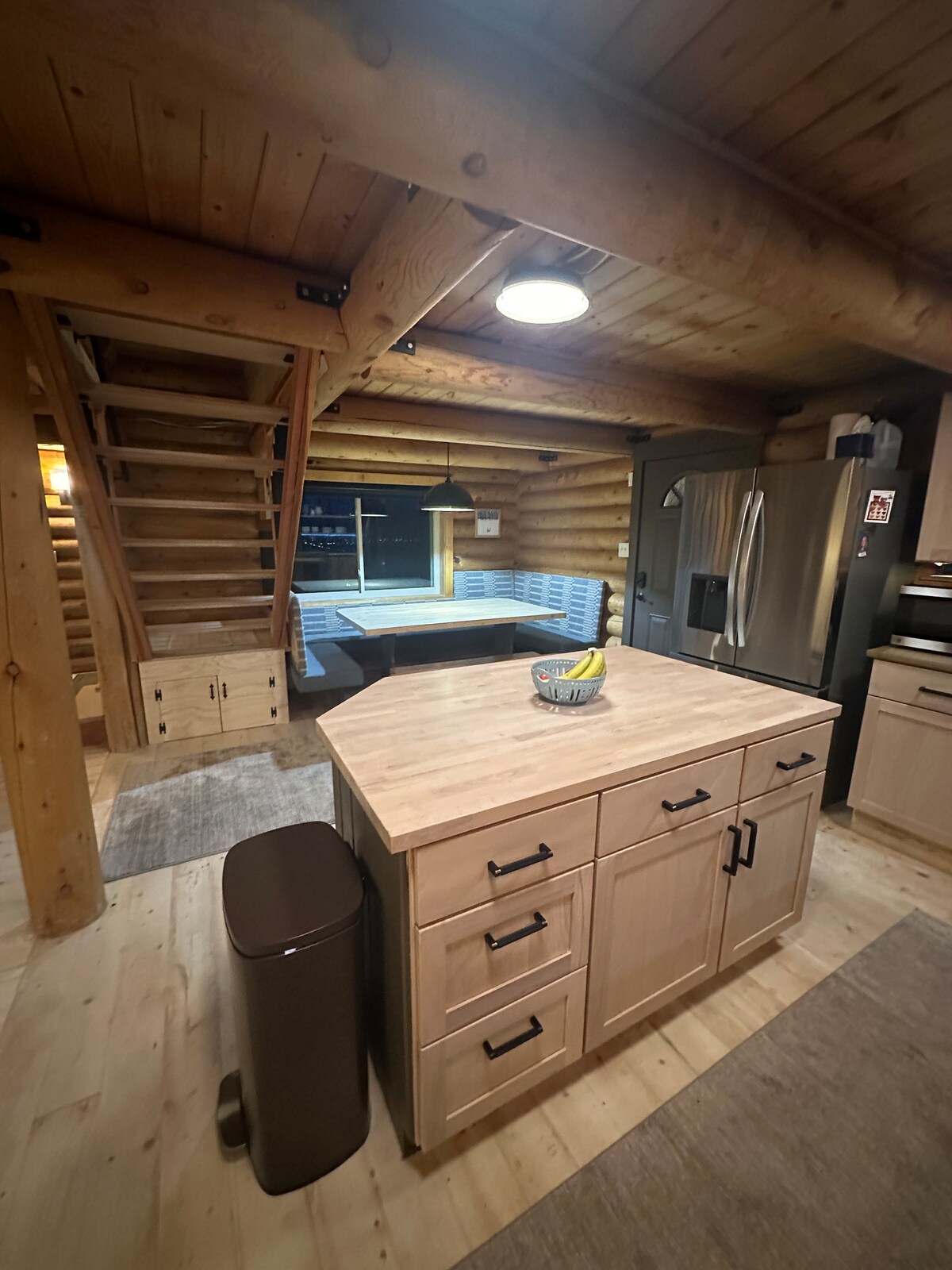 Beautiful Mtn Cabin