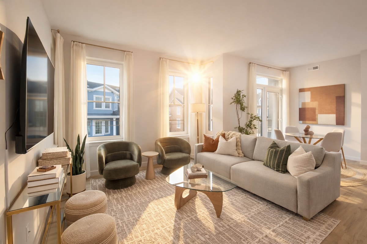 Popular Airbnb listing: Brand New Condo with Rooftop Steps to T & Boston in Charlestown