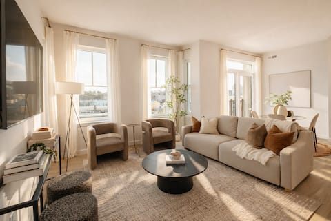 Successful Airbnb property: Brand New Luxury Condo w/ Rooftop Near T, Boston in Massachusetts