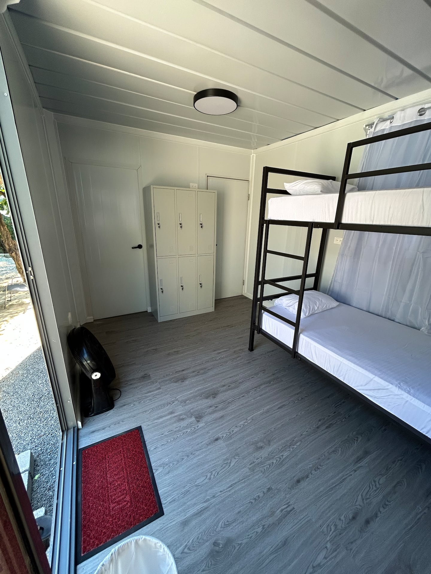 Hostal Wolf — dormitorio compartido