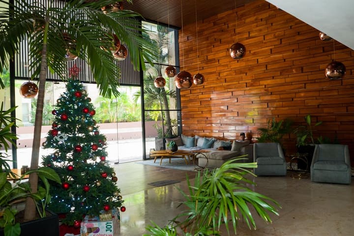 Modern Nomad Loft – Rooftop & Steps From 5th Ave - Playa del Carmen