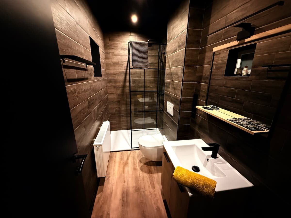 Moon Room 4 — photo 13 sur 15