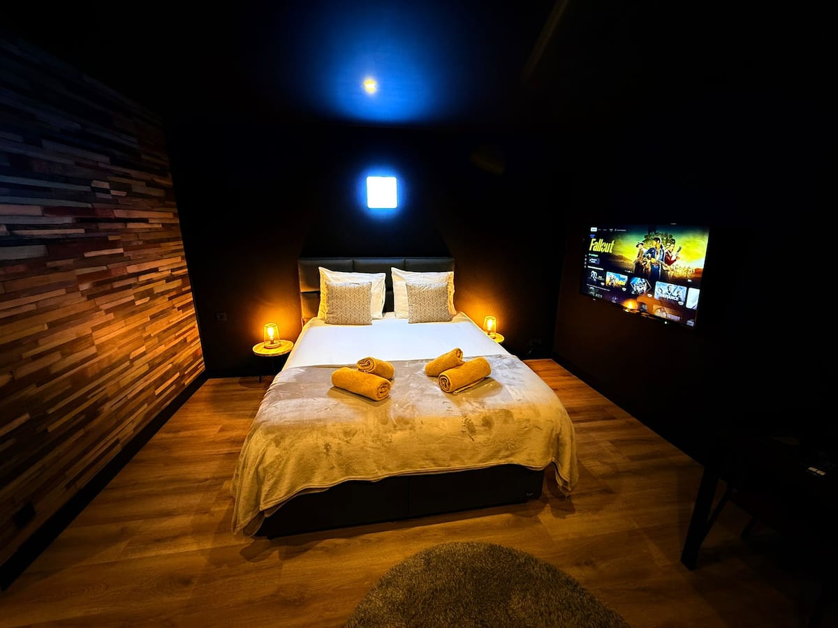 Moon Room 4 — photo 9 sur 15