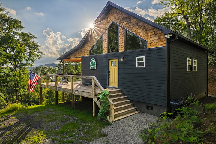 Sasquatch Hideaway - Bryson City, NC