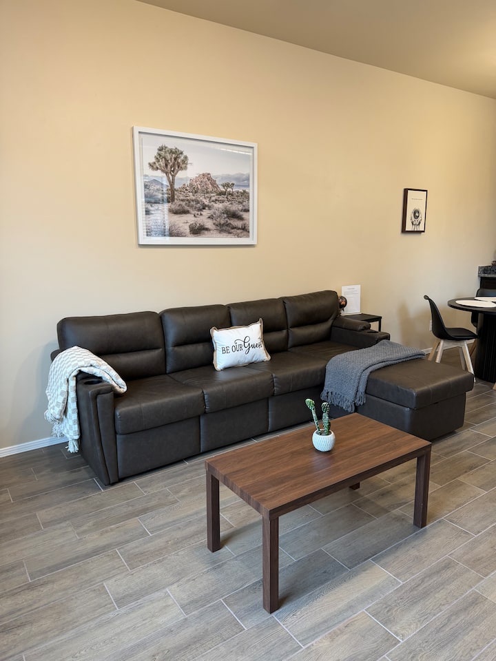 Sonoma Luxe Desert Getaway - Las Cruces, NM