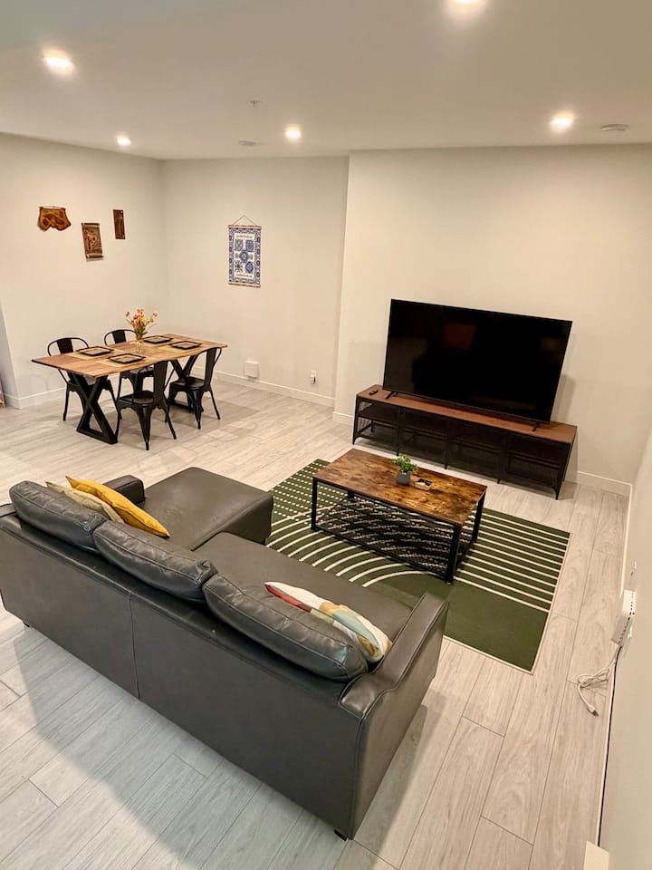 Beautiful 1 Bedroom - Mission