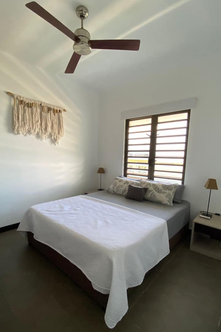 غرفة النوم 2