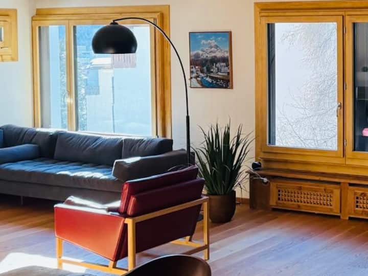 St. Moritz City Center Apartment Lake View - Pontresina