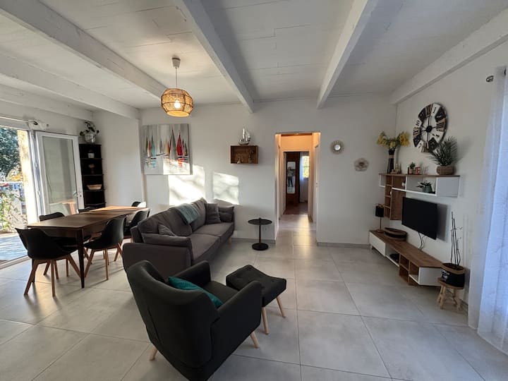 Maison 3 Chambres Au Calme, Proximité Centre Ville - Calvi