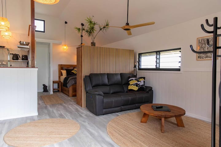 Pandanus 
Sandon River Road 
Brooms Head 2463 - North Coast