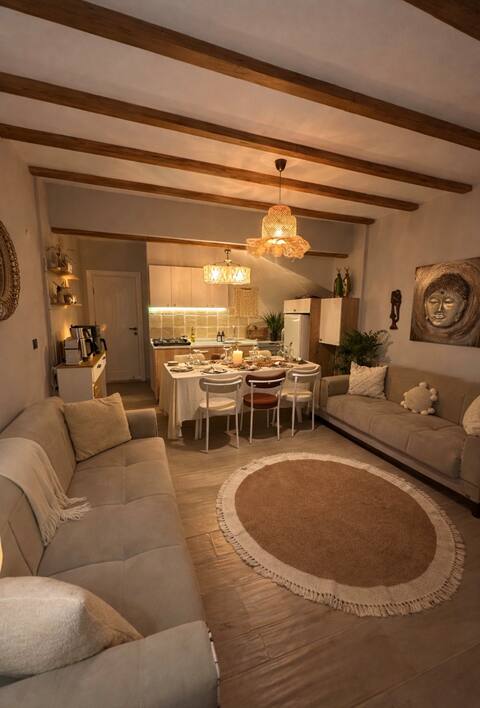 Popular Airbnb listing: Santai Stay • Private VILLA with Sea View in Karaburun in Karaburun
