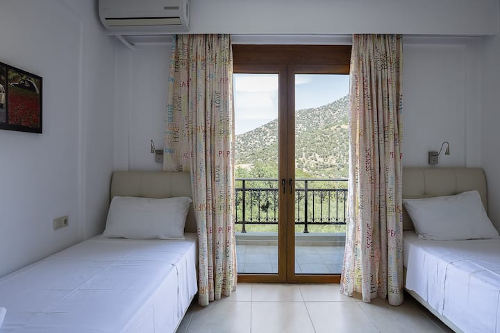 Dhomë gjumi 2