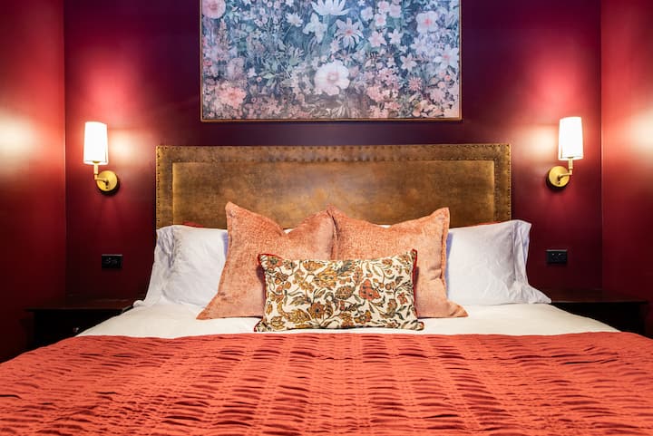 Hollyhock Suite 408 | 2br Downtown Louisville - Louisville, KY