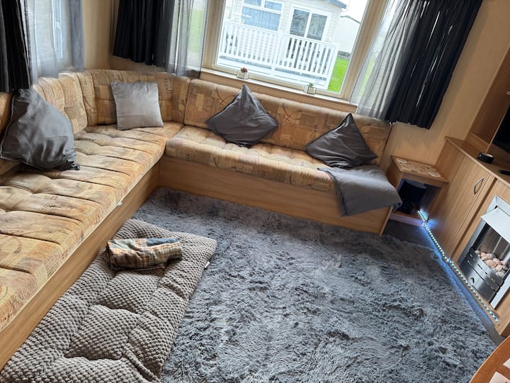 Space For 8 By The Sea With Pools & Entertainment - Isle of Sheppey