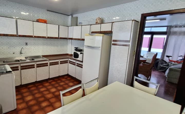 Departamento Céntrico. A Una Cuadra Del Mar! - Balneario Camboriú